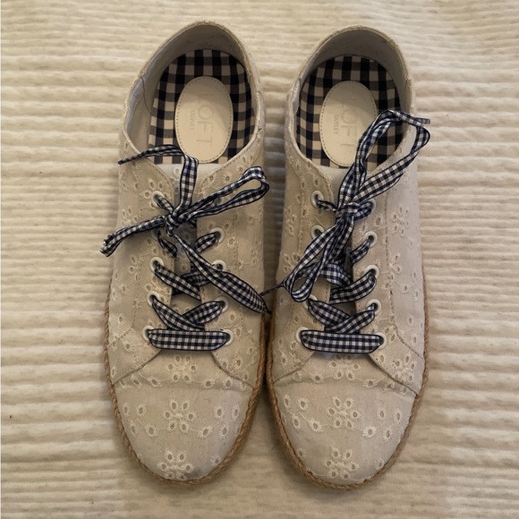 LOFT Eyelit Sneakers - Picture 1 of 3